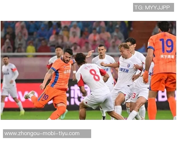 泰山中卫洛佩斯对抗表现不佳奥斯卡强势突破致失球